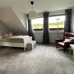 Paradies In Der Vulkaneifel Mit Panorama-blick アパート Burgbrohl