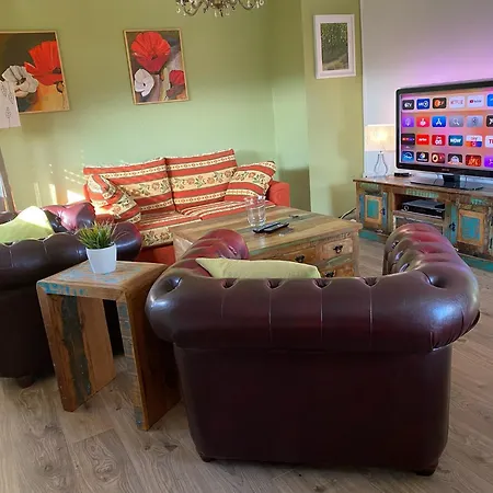 Paradies In Der Vulkaneifel - Panorama-blick Und Wintergarten Für Jedes Wetter