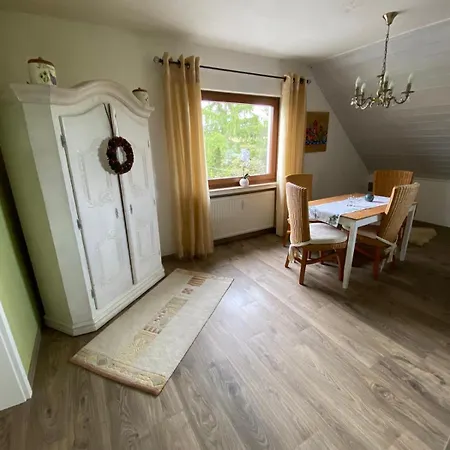 Paradies In Der Vulkaneifel Mit Panorama-blick Appartement
