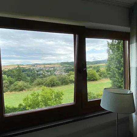 Paradies In Der Vulkaneifel Mit Panorama-blick Appartement Burgbrohl