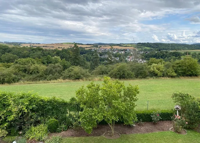 Paradies In Der Vulkaneifel Mit Panorama-blick Burgbrohl